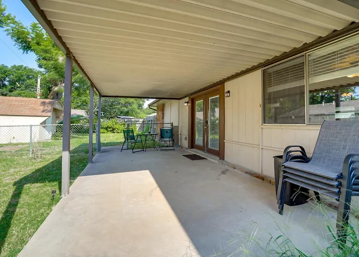 Extended East W/ Fenced Yard *